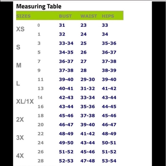 Gorgeous black floral plus size midi dress - Picture 4 of 4